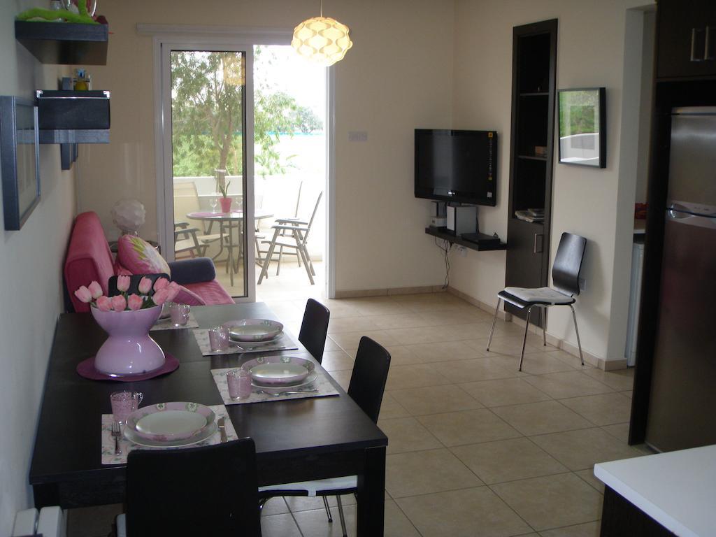 Mythical Sands Resort Ilona Apartment For Families Protaras Phòng bức ảnh